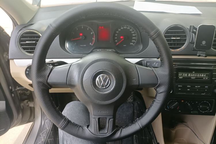Used Volkswagen Jetta 2013 1.6L Manual Comfort Model Steering Wheel