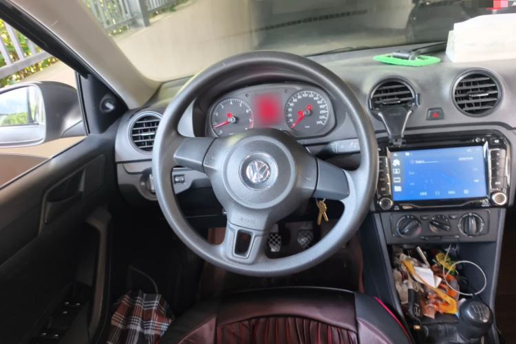 Used Volkswagen Jetta 2013 1.6L Manual Fashion Edition Steering Wheel