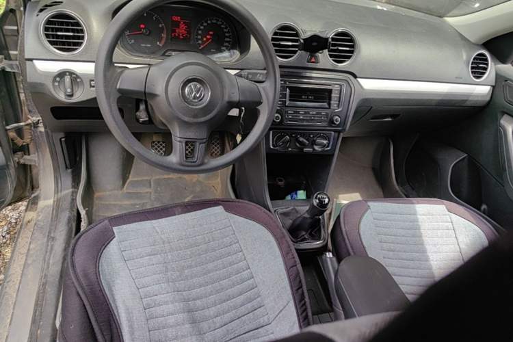 Used Volkswagen Jetta 2013 1.4L Manual Comfort Model Steering Wheel