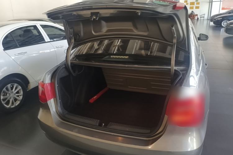 Used Volkswagen Jetta 2013 1.6L Automatic Comfort Model Trunk