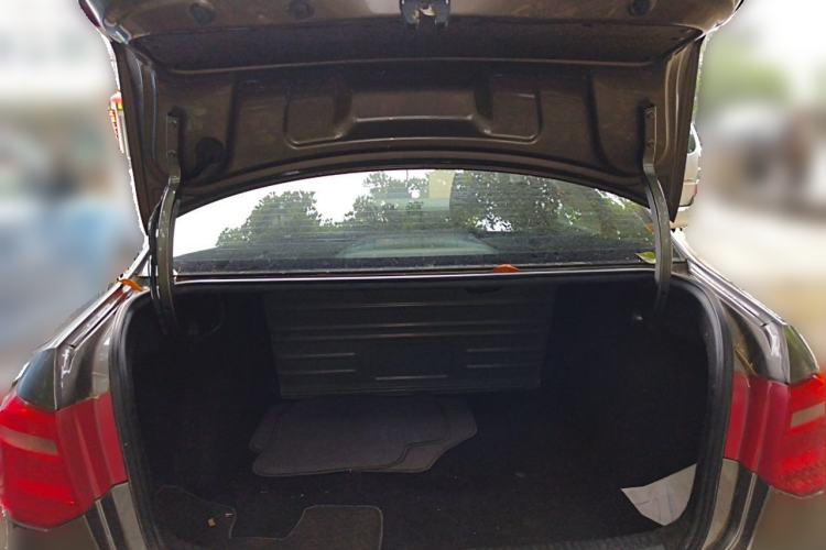 Used Volkswagen Jetta 2013 1.6L Automatic Comfort Model Trunk