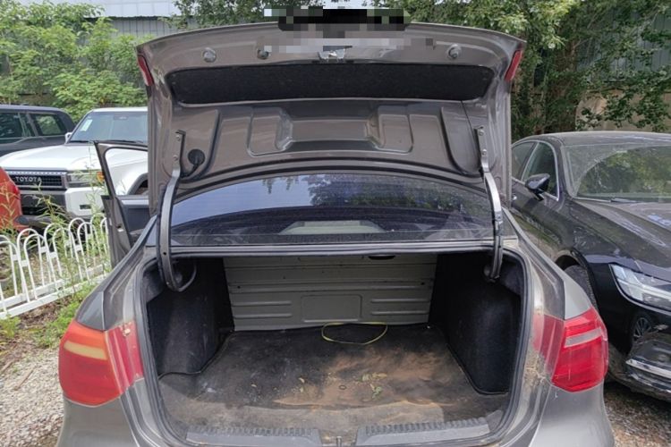 Used Volkswagen Jetta 2013 1.4L Manual Comfort Model Trunk