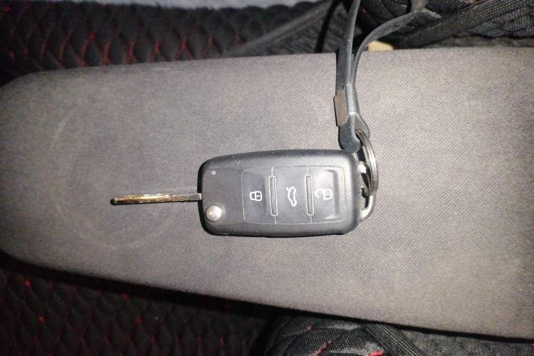 Used Volkswagen Jetta 2013 1.6L Automatic Comfort Model Vehicle Key