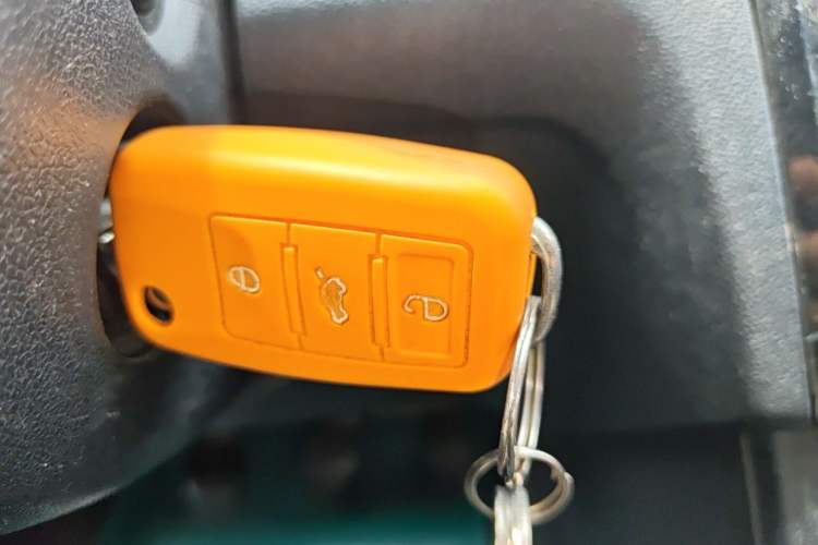 Used Volkswagen Jetta 2013 1.6L Manual Comfort Model Vehicle Key