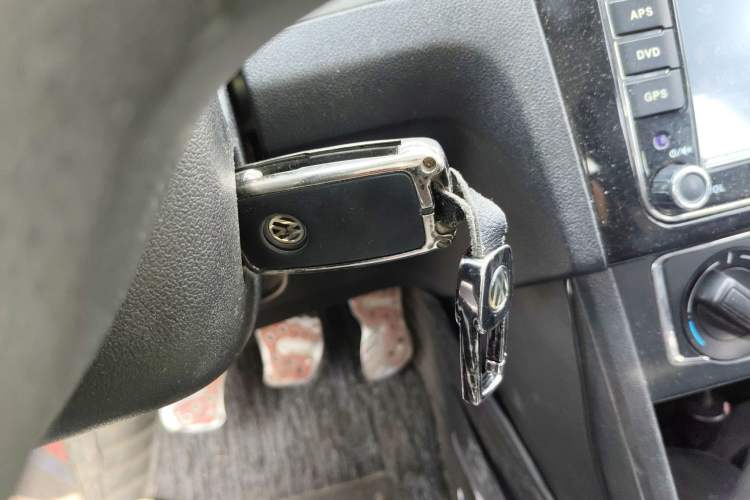 Used Volkswagen Jetta 2013 1.6L Manual Comfort Model Vehicle Key