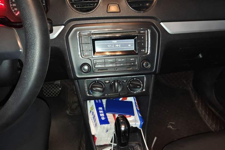 Used Volkswagen Jetta 2013 1.6L Automatic Comfort Model Audio And AC Panel