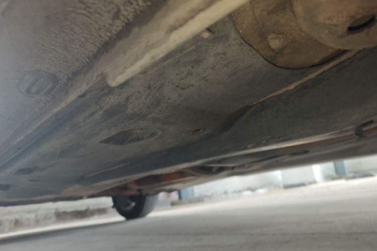 Used Volkswagen Jetta 2013 1.6L Manual Comfort Model Chassis Front Right