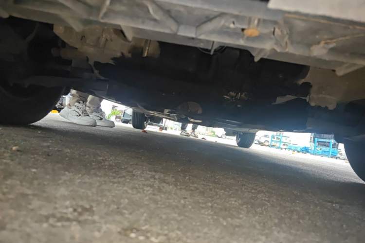 Used Volkswagen Jetta 2013 1.6L Manual Fashion Edition Chassis Front