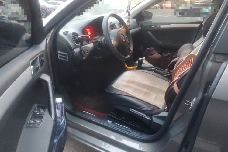 Used Volkswagen Jetta 2013 1.6L Manual Comfort Model Driver Seat