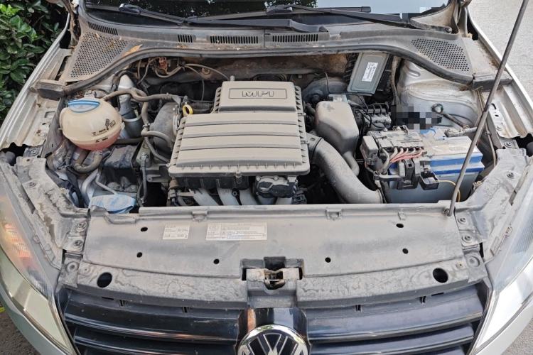 Used Volkswagen Jetta 2013 1.6L Manual Fashion Edition Engine Bay