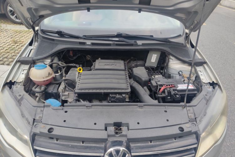 Used Volkswagen Jetta 2013 1.6L Manual Comfort Model Engine Bay