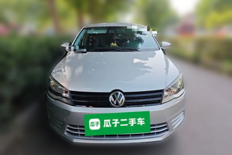 Used Volkswagen Jetta 2013 1.6L Manual Fashion Edition Front