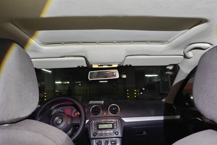 Used Volkswagen Jetta 2013 1.6L Automatic Comfort Model Headliner