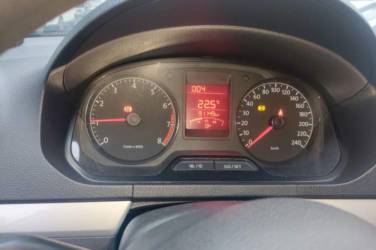 Used Volkswagen Jetta 2013 1.6L Manual Comfort Model Instrument Cluster