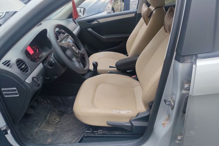 Used Volkswagen Jetta 2013 1.6L Manual Comfort Model Left Front Seat