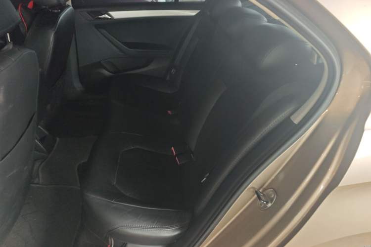 Used Volkswagen Jetta 2013 1.6L Manual Comfort Model Left Rear Seat