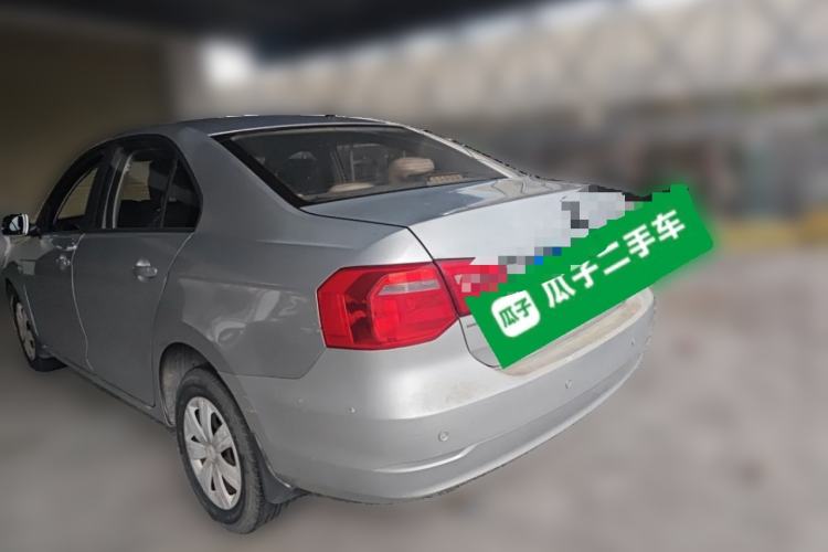 Used Volkswagen Jetta 2013 1.6L Manual Fashion Edition Rear Left 45 Deg