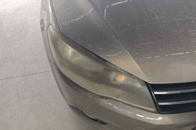 Used Volkswagen Jetta 2013 1.6L Manual Comfort Model Right Front Headlight