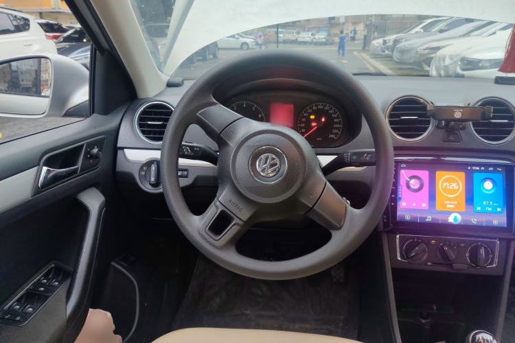 Used Volkswagen Jetta 2013 1.6L Manual Comfort Model Steering Wheel