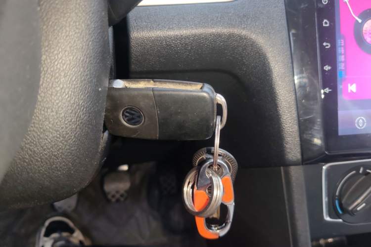 Used Volkswagen Jetta 2013 1.6L Manual Comfort Model Vehicle Key