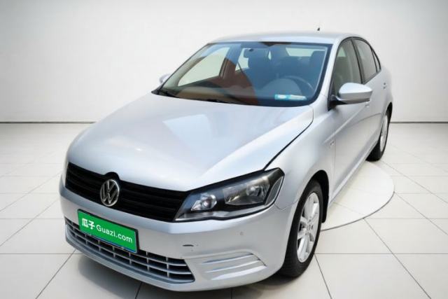 Volkswagen Jetta 2013 1.6L Manual Fashion Edition de segunda mano