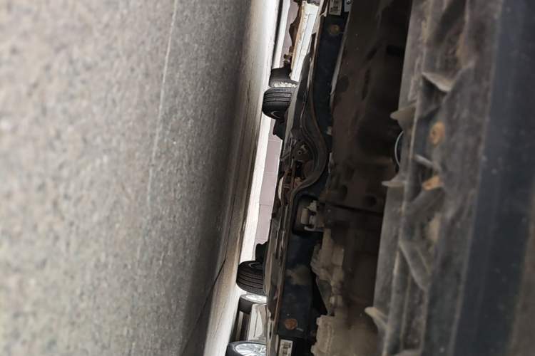 Used Volkswagen Jetta 2013 1.6L Manual Comfort Model Chassis Front