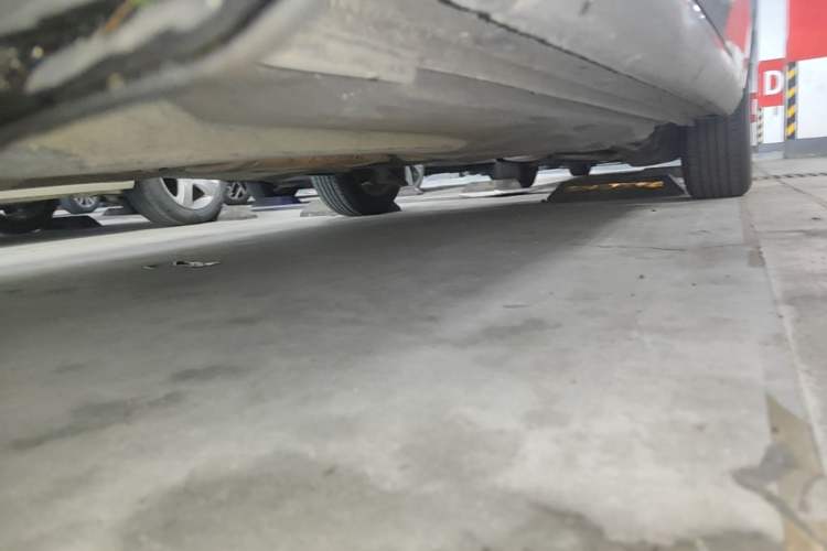Used Volkswagen Jetta 2013 1.6L Automatic Comfort Model Chassis Front Left