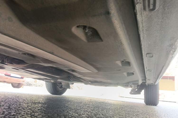 Used Volkswagen Jetta 2013 1.6L Manual Fashion Edition Chassis Front Left