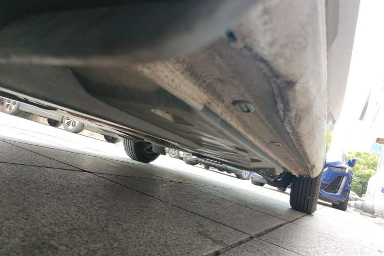Used Volkswagen Jetta 2013 1.6L Manual Fashion Edition Chassis Front Left