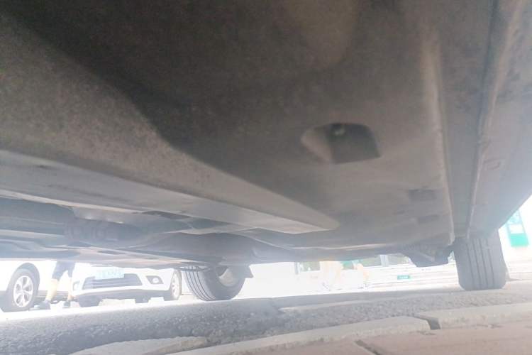 Used Volkswagen Jetta 2013 1.4L Manual Comfort Model Chassis Front Left