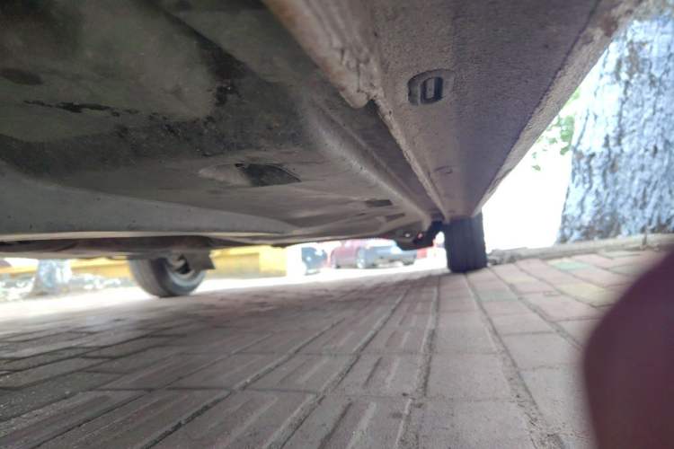 Used Volkswagen Jetta 2013 1.6L Manual Fashion Edition Chassis Front Left