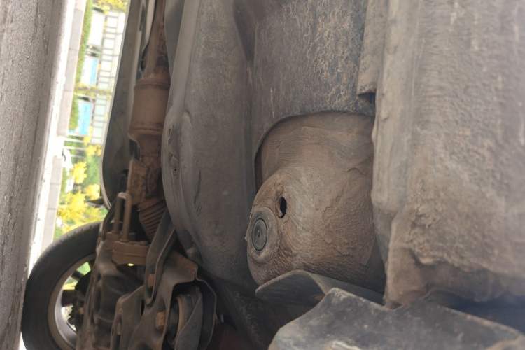 Used Volkswagen Jetta 2013 1.6L Manual Comfort Model Chassis Front Right