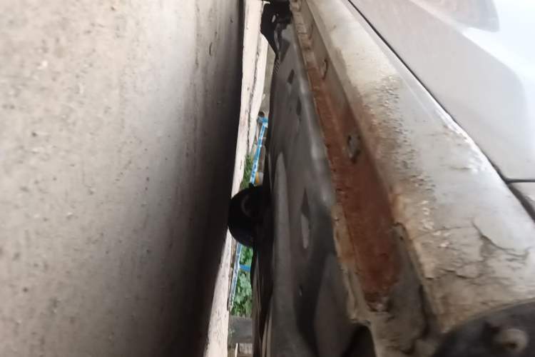 Used Volkswagen Jetta 2013 1.4L Manual Comfort Model Chassis Front Right