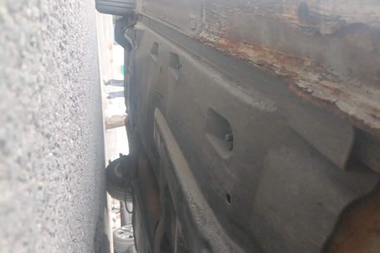 Used Volkswagen Jetta 2013 1.4L Manual Comfort Model Chassis Front Right