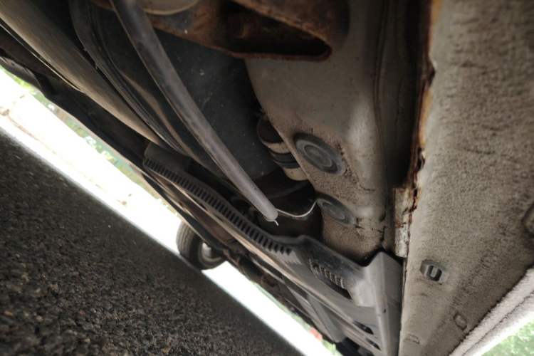 Used Volkswagen Jetta 2013 1.6L Manual Comfort Model Chassis Rear Right