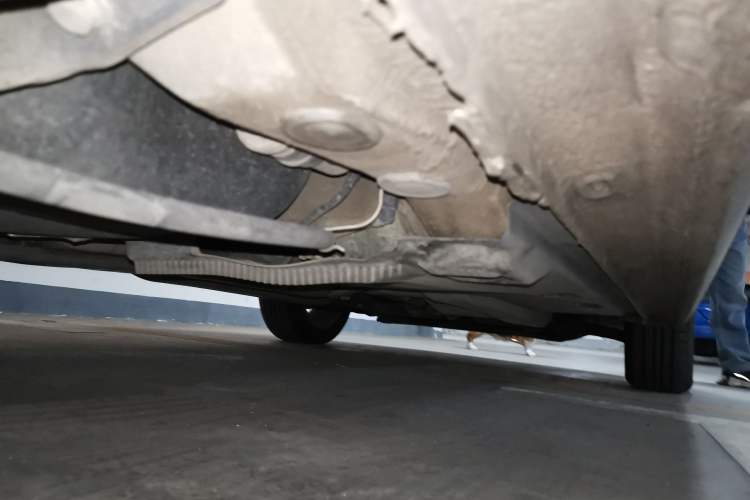 Used Volkswagen Jetta 2013 1.6L Manual Luxury Model Chassis Rear Right