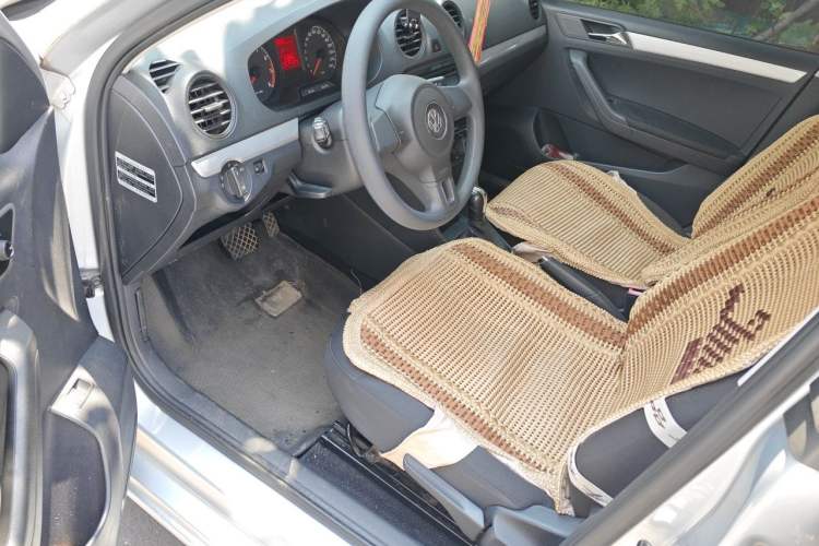 Used Volkswagen Jetta 2013 1.6L Automatic Comfort Model Driver Seat