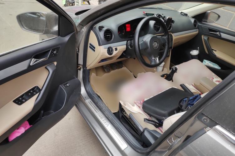 Used Volkswagen Jetta 2013 1.4L Manual Comfort Model Driver Seat