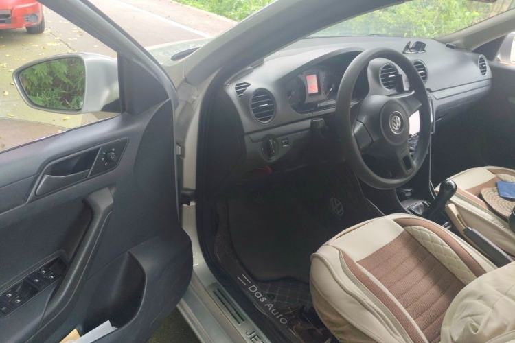 Used Volkswagen Jetta 2013 1.6L Manual Fashion Edition Driver Seat