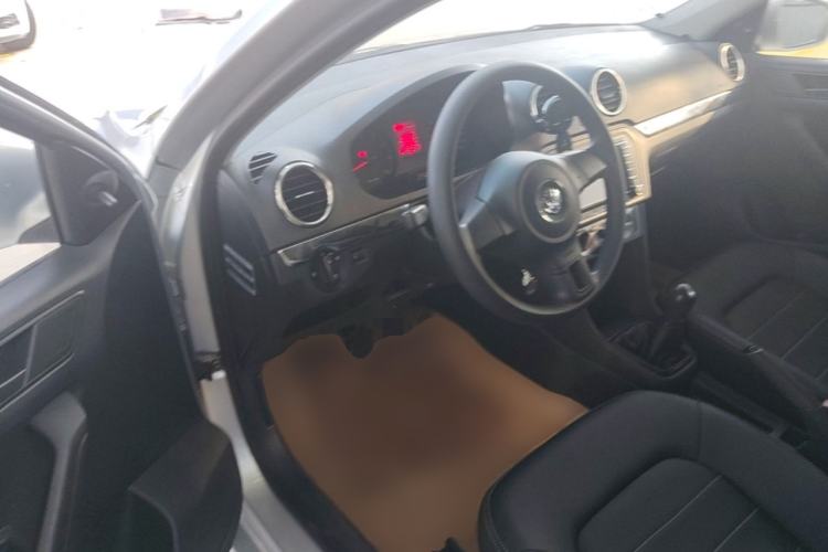 Used Volkswagen Jetta 2013 1.4L Manual Fashion Model Driver Seat