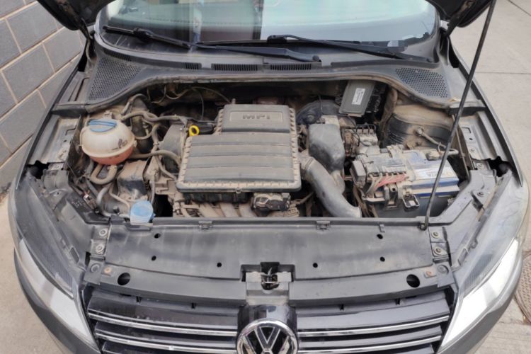 Used Volkswagen Jetta 2013 1.4L Manual Comfort Model Engine Bay