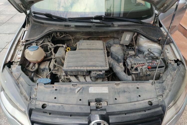 Used Volkswagen Jetta 2013 1.6L Manual Fashion Edition Engine Bay