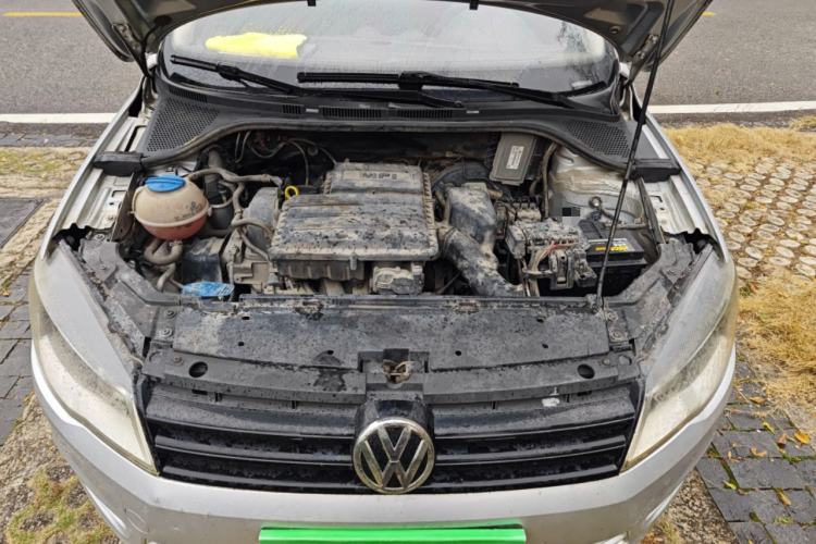 Used Volkswagen Jetta 2013 1.6L Manual Fashion Edition Engine Bay
