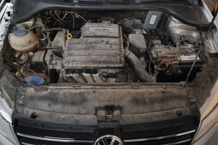 Used Volkswagen Jetta 2013 1.6L Manual Luxury Model Engine Bay