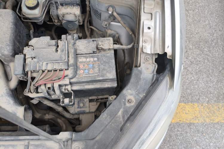 Used Volkswagen Jetta 2013 1.6L Manual Comfort Model Engine Bay Left