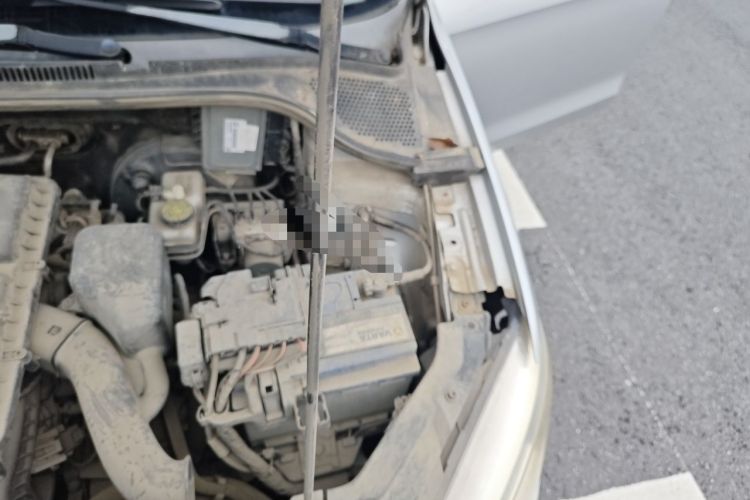 Used Volkswagen Jetta 2013 1.6L Manual Comfort Model Engine Bay Left