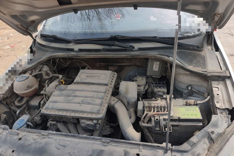 Used Volkswagen Jetta 2013 1.4L Manual Fashion Model Engine Bay Left