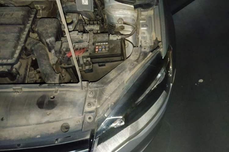 Used Volkswagen Jetta 2013 1.4L Manual Comfort Model Engine Bay Left