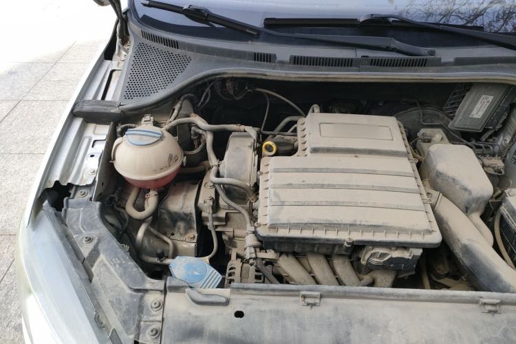 Used Volkswagen Jetta 2013 1.4L Manual Fashion Model Engine Bay Right