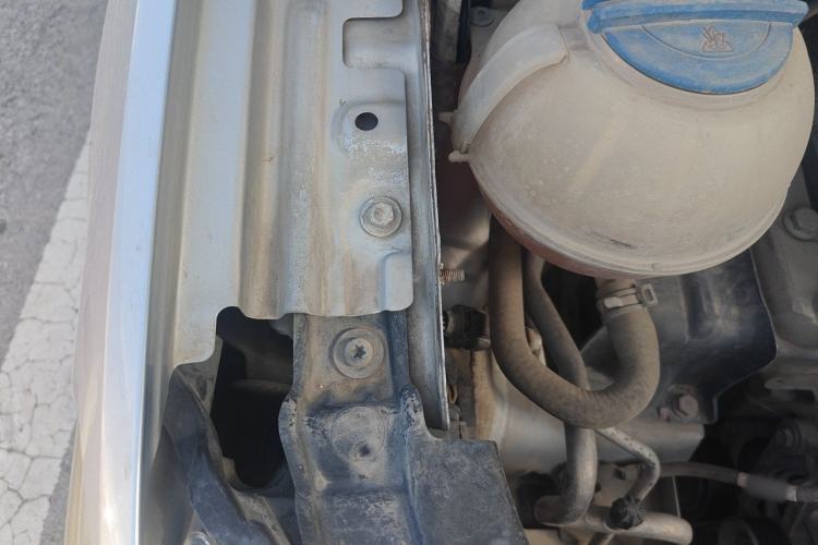 Used Volkswagen Jetta 2013 1.6L Manual Fashion Edition Engine Bay Right